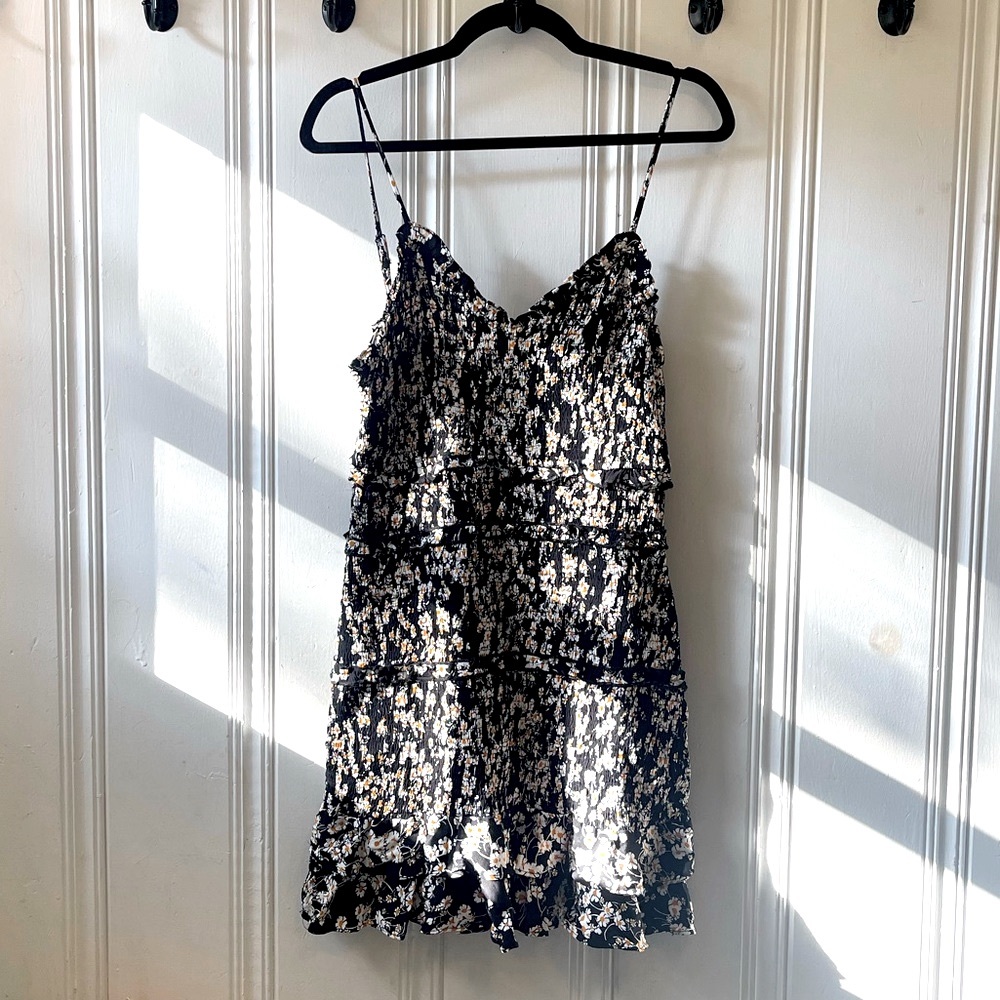 Olivaceous-Black Daisy Dress